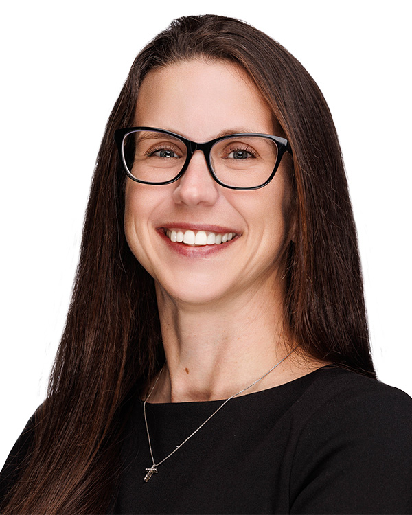 Crissa Felkner Headshot